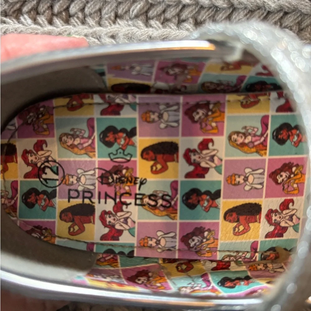 Disney Princess Silver Glitter Bow girls Dress Shoes heels